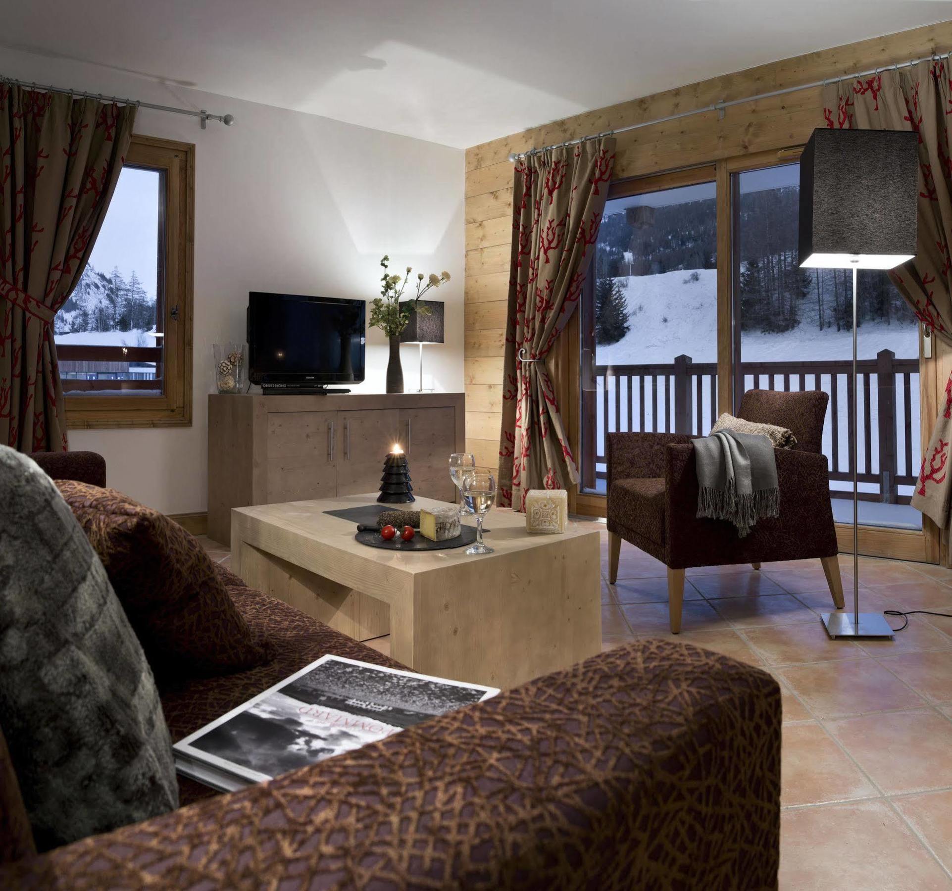 Cgh Residences & Spas Les Chalets De Flambeau Lanslebourg-Mont-Cenis Exterior photo
